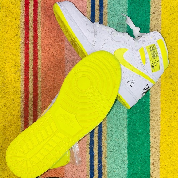 SOLD AH1  FIRST CLASS FLIGHT SIZE 9M - Picture 3 of 4